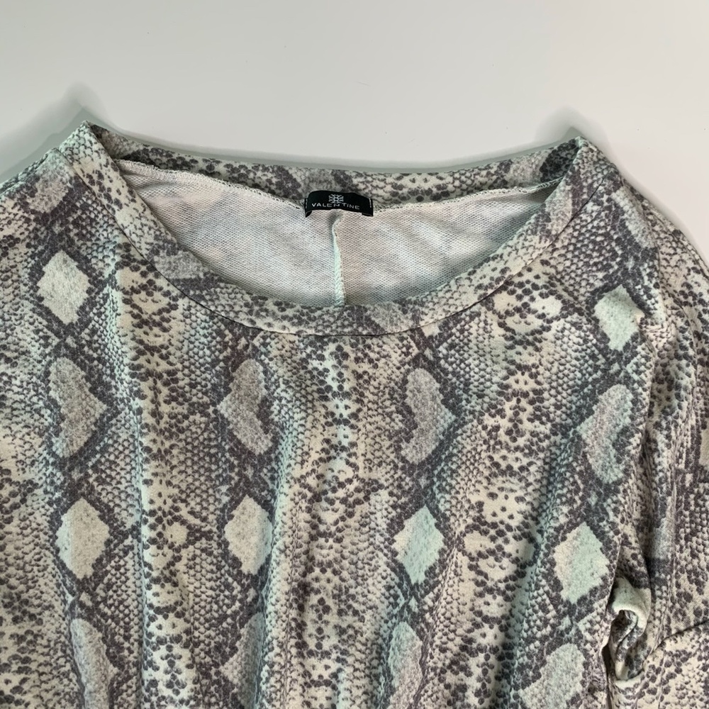 Gray Animal Snake Cinch Waist LoungeWear Dress Sz - Picture 3 of 5